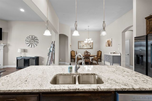 3605 Worthington Drive, Midlothian, TX 76065