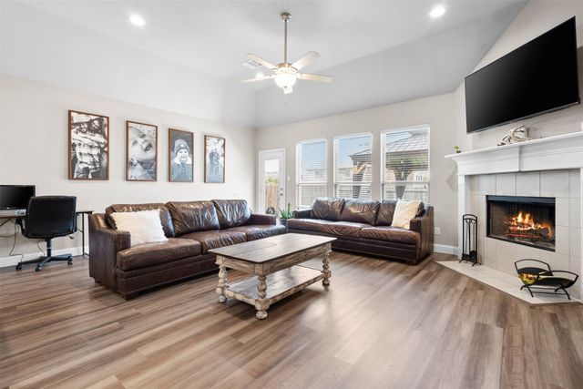 3605 Worthington Drive, Midlothian, TX 76065