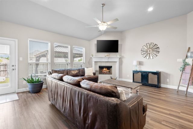 3605 Worthington Drive, Midlothian, TX 76065