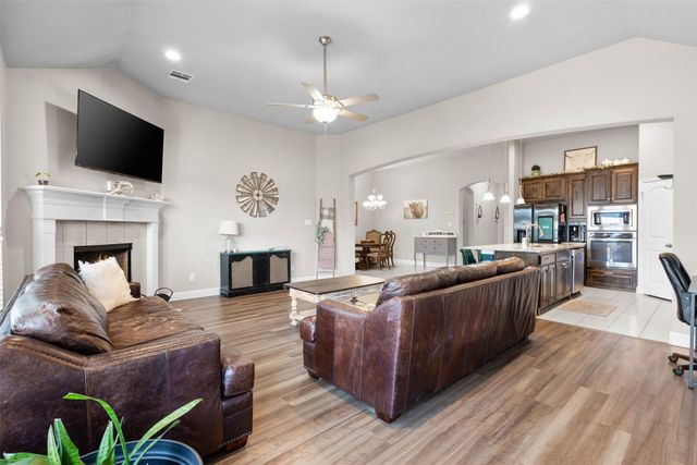 3605 Worthington Drive, Midlothian, TX 76065