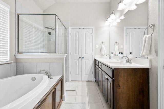 3605 Worthington Drive, Midlothian, TX 76065