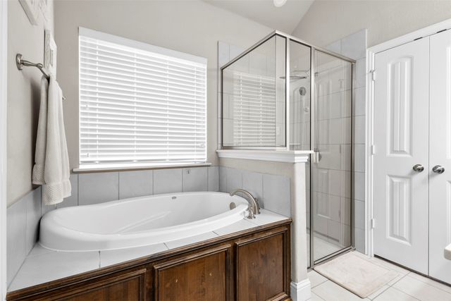 3605 Worthington Drive, Midlothian, TX 76065