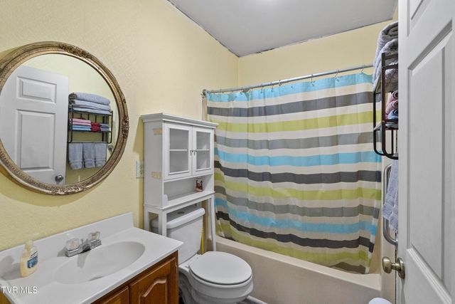 1515 Ned Clark Road, Bean Station, TN 37708