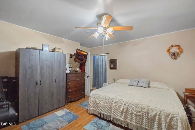 1515 Ned Clark Road, Bean Station, TN 37708