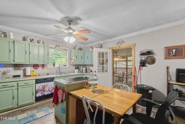 1515 Ned Clark Road, Bean Station, TN 37708