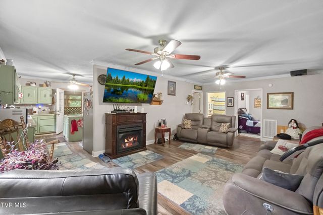 1515 Ned Clark Road, Bean Station, TN 37708