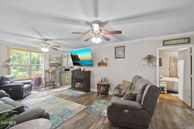 1515 Ned Clark Road, Bean Station, TN 37708