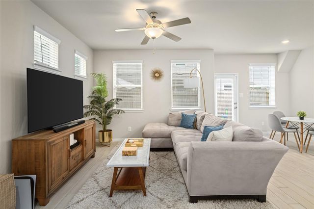 1524 Lakeline Oak Drive, Houston, TX 77084