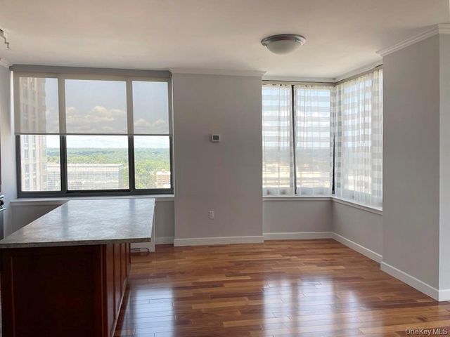 10 City Place 26E, White Plains, NY 10601