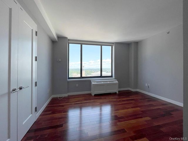 10 City Place 26E, White Plains, NY 10601