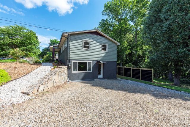 32 Harnett Street, Asheville, NC 28806