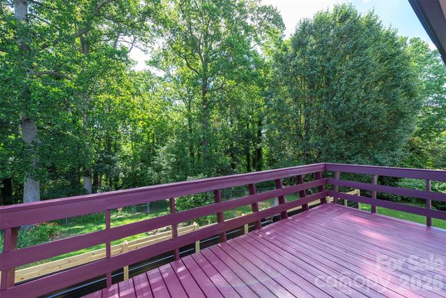 32 Harnett Street, Asheville, NC 28806