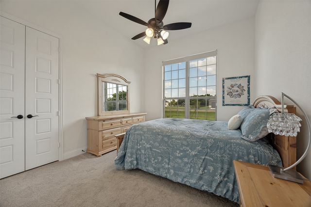 1800 Limestone Lane, Van Alstyne, TX 75495