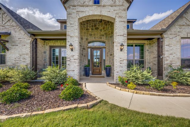 1800 Limestone Lane, Van Alstyne, TX 75495