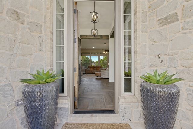 1800 Limestone Lane, Van Alstyne, TX 75495