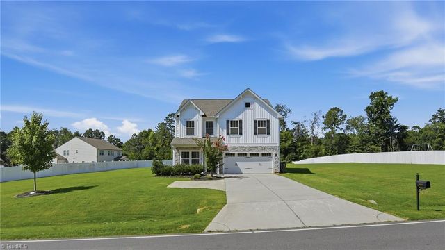 5888 Styers Ferry Road, Clemmons, NC 27012