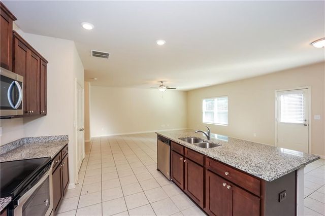 10834 Wheeler Trace, Hampton, GA 30228