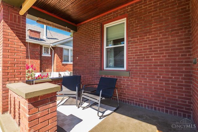 3302 Wardall Avenue, Cheviot, OH 45211