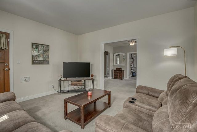 3302 Wardall Avenue, Cheviot, OH 45211