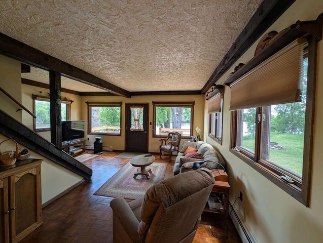 N194 COUNTY ROAD H, Fremont, WI 54940