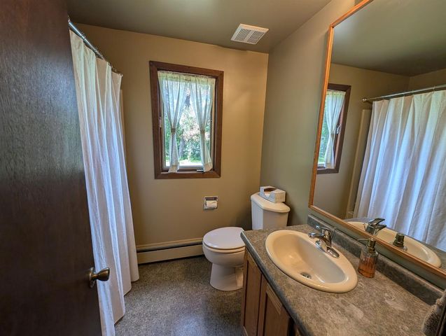 N194 COUNTY ROAD H, Fremont, WI 54940