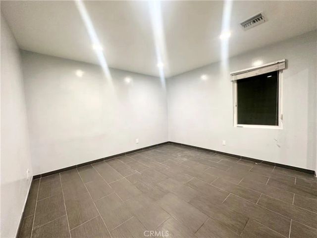 15746 Magnolia Boulevard JADU, Encino, CA 91436