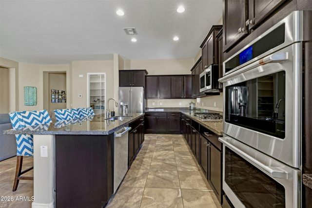 7475 W REMUDA Drive, Peoria, AZ 85383