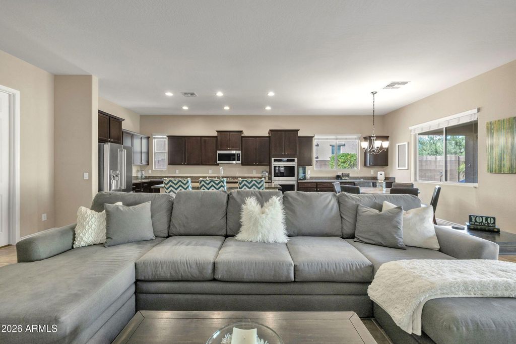 7475 W REMUDA Drive, Peoria, AZ 85383 — photo 3
