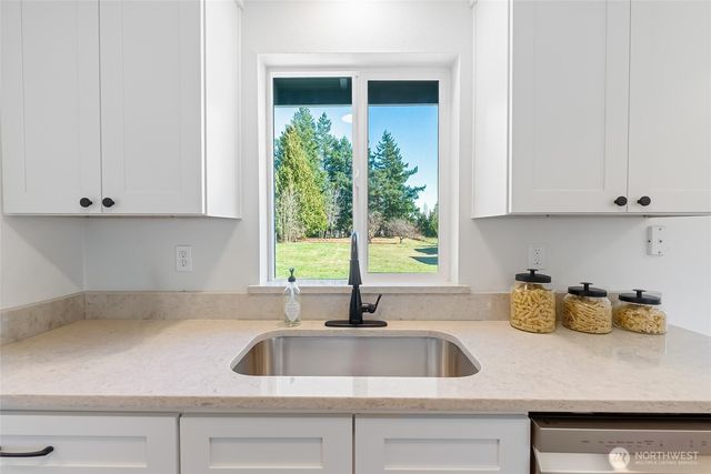 7002 Dahlberg Road, Ferndale, WA 98248