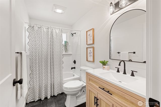 7002 Dahlberg Road, Ferndale, WA 98248