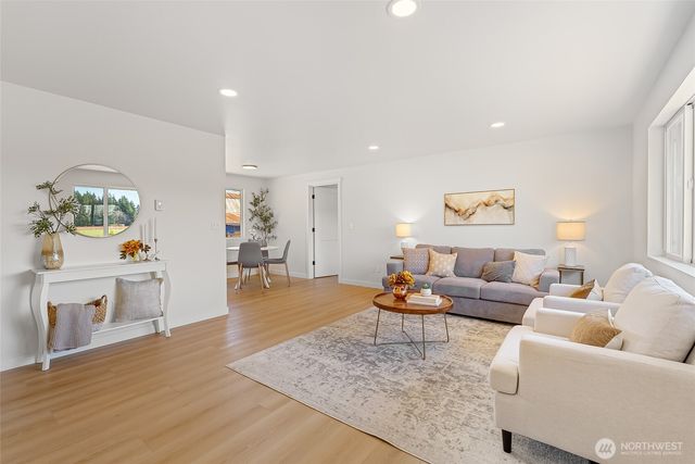 7002 Dahlberg Road, Ferndale, WA 98248