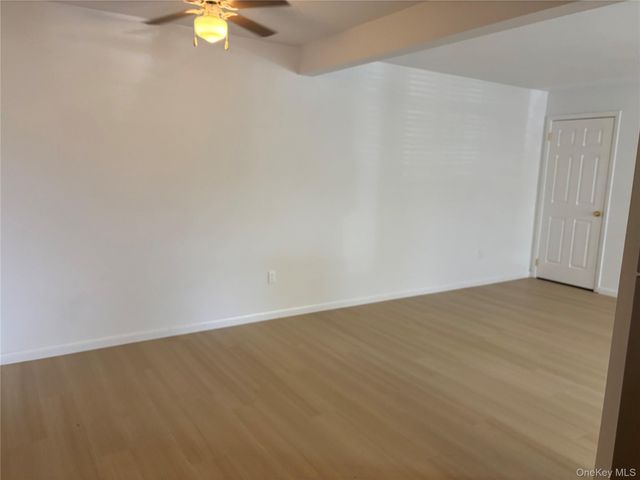 1 Doxbury Lane, Suffern, NY 10901