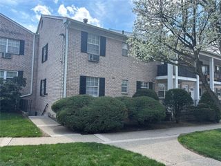 1 Doxbury Lane, Suffern, NY 10901