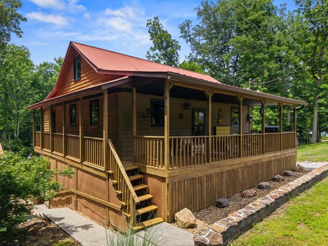 79 First Jasper Road, Burnside, KY 42519