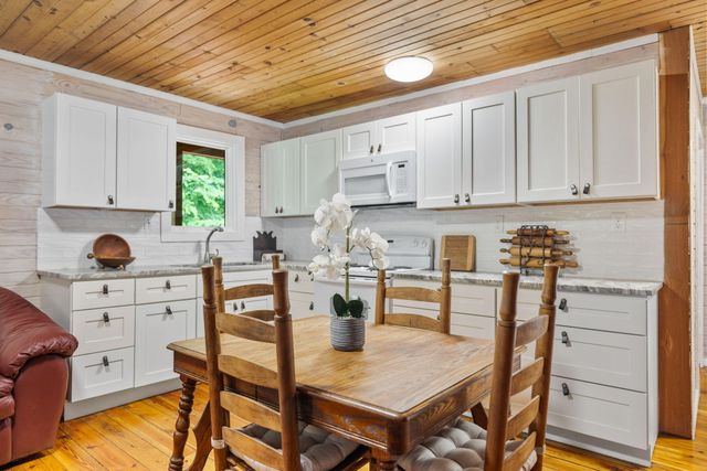 79 First Jasper Road, Burnside, KY 42519