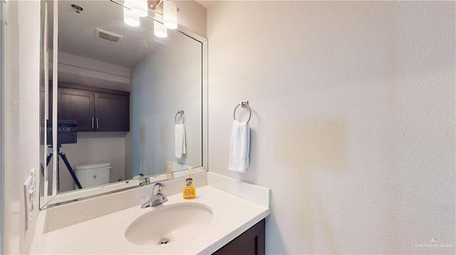 1208 E Camellia Avenue 2, Mcallen, TX 78501