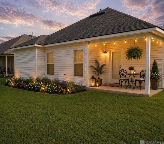 38510 Maidens Blush St, Gonzales, LA 70737