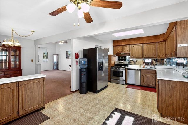 140 Camelot Drive, Port Reading, NJ 07064