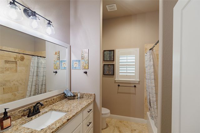 156 Windy Glen Drive, Decatur, TX 76234
