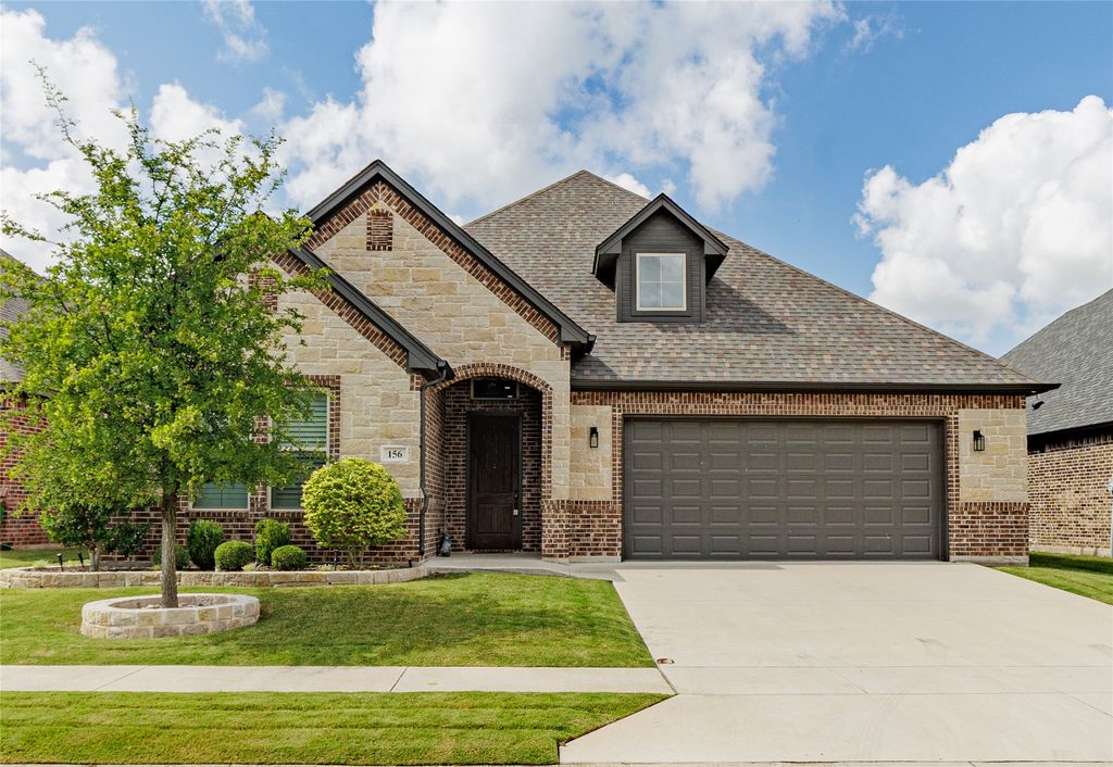 156 Windy Glen Drive, Decatur, TX 76234