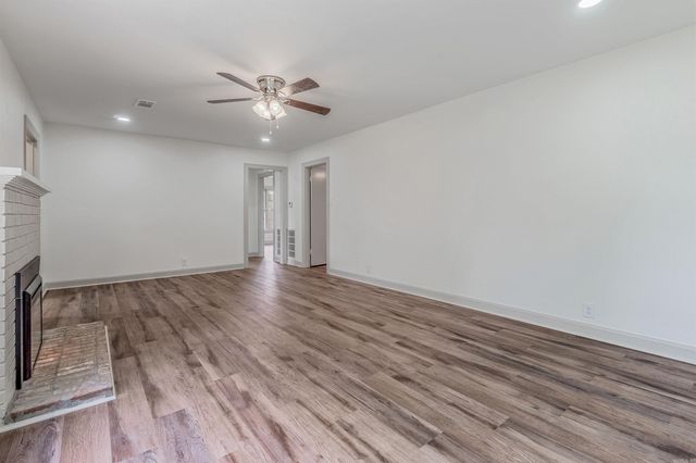101 Roosevelt Circle, Morrilton, AR 72110