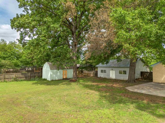 101 Roosevelt Circle, Morrilton, AR 72110
