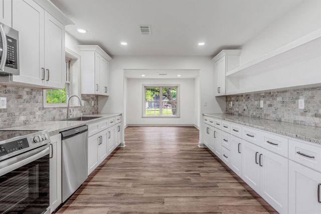 101 Roosevelt Circle, Morrilton, AR 72110