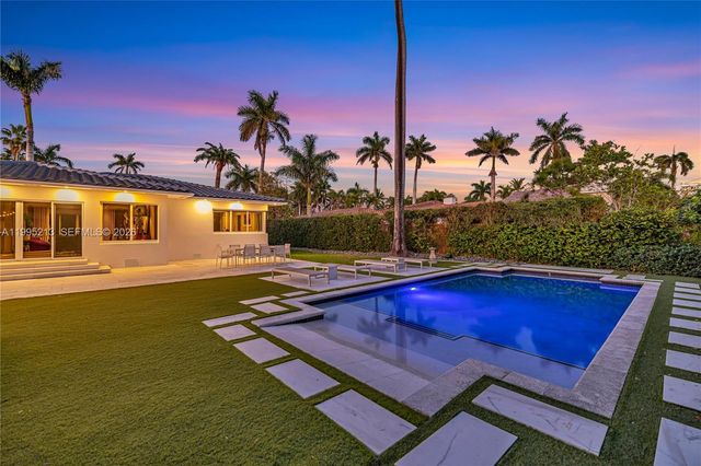 750 Harrison St, Hollywood, FL 33019