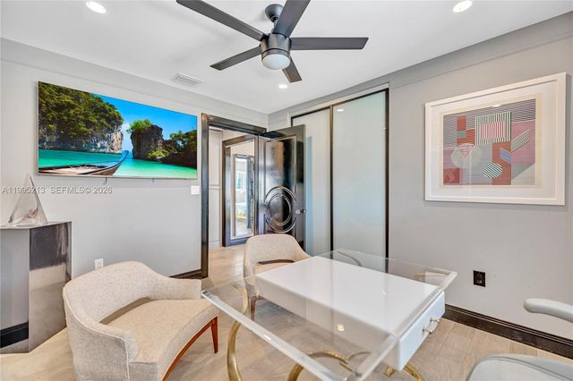 750 Harrison St, Hollywood, FL 33019