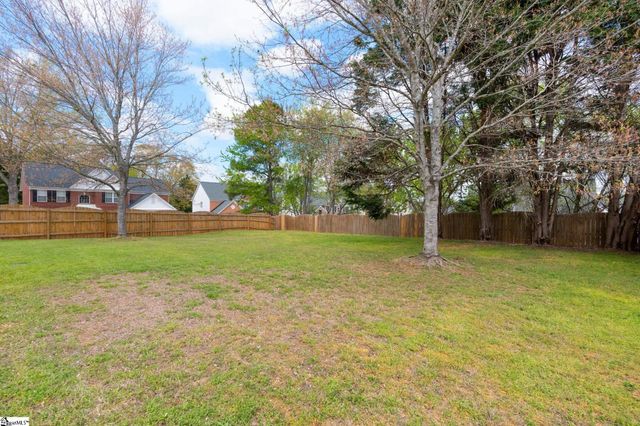 1 Treyburn Court, Greer, SC 29650