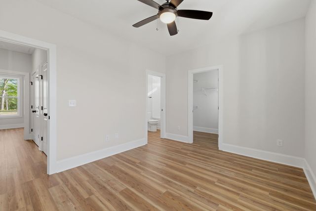 137 Rose Lake Dr., Conway, SC 29526