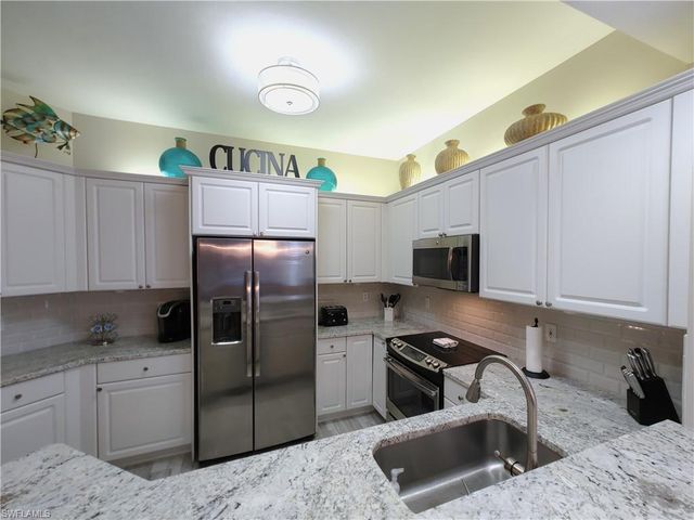 400 Flagship DR 501, Naples, FL 34108