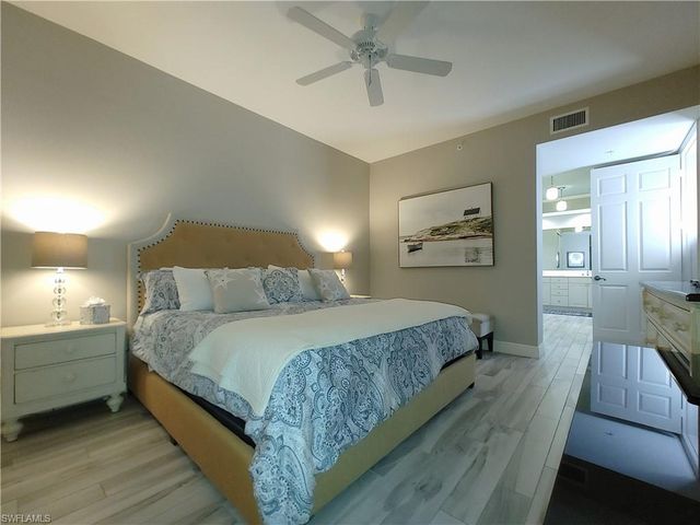 400 Flagship DR 501, Naples, FL 34108