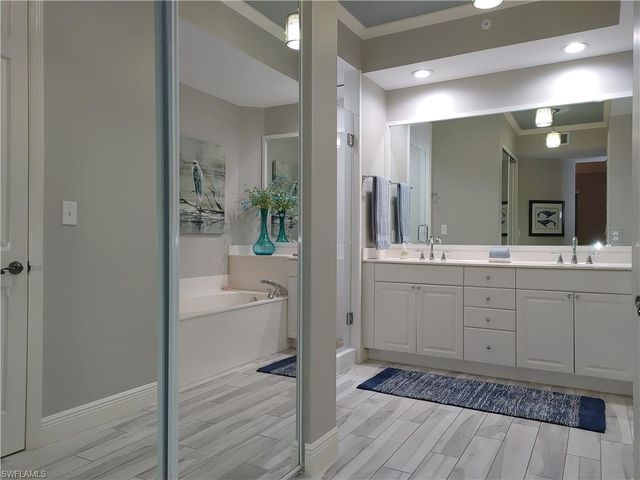 400 Flagship DR 501, Naples, FL 34108